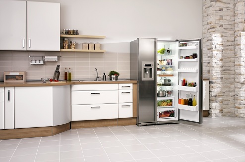 frigo américain intégré dans une cuisine